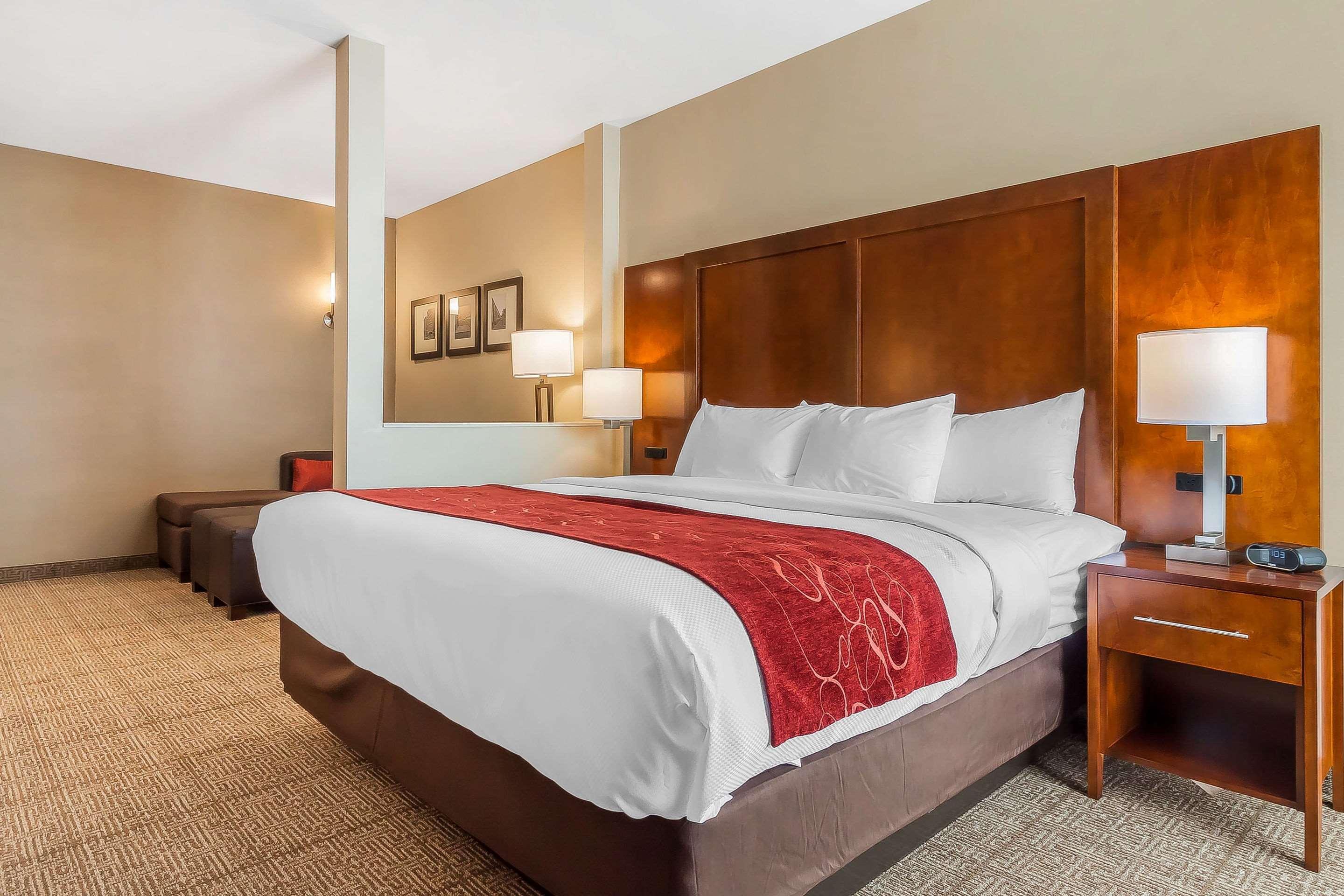 Comfort Suites La Vista Экстерьер фото