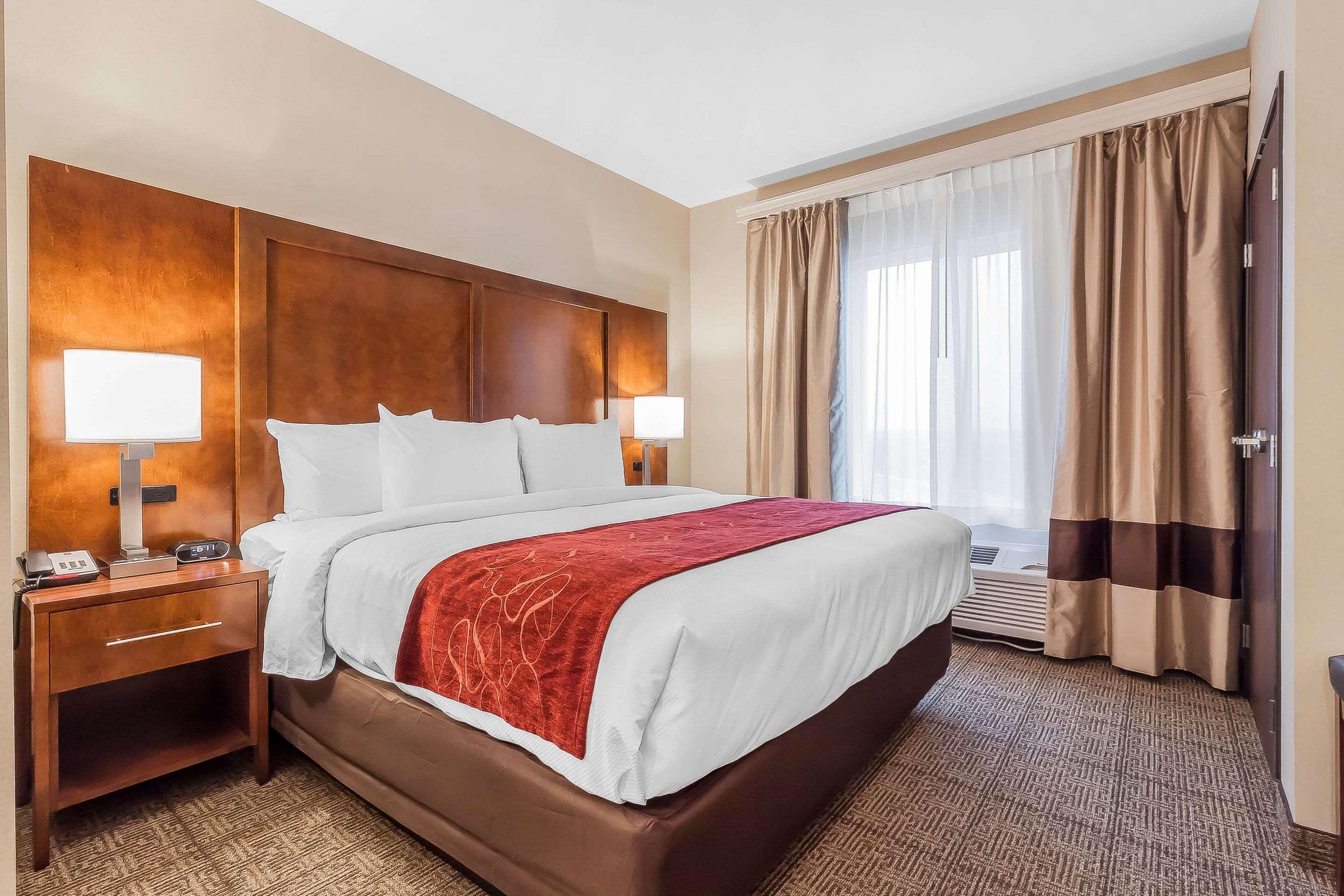 Comfort Suites La Vista Экстерьер фото