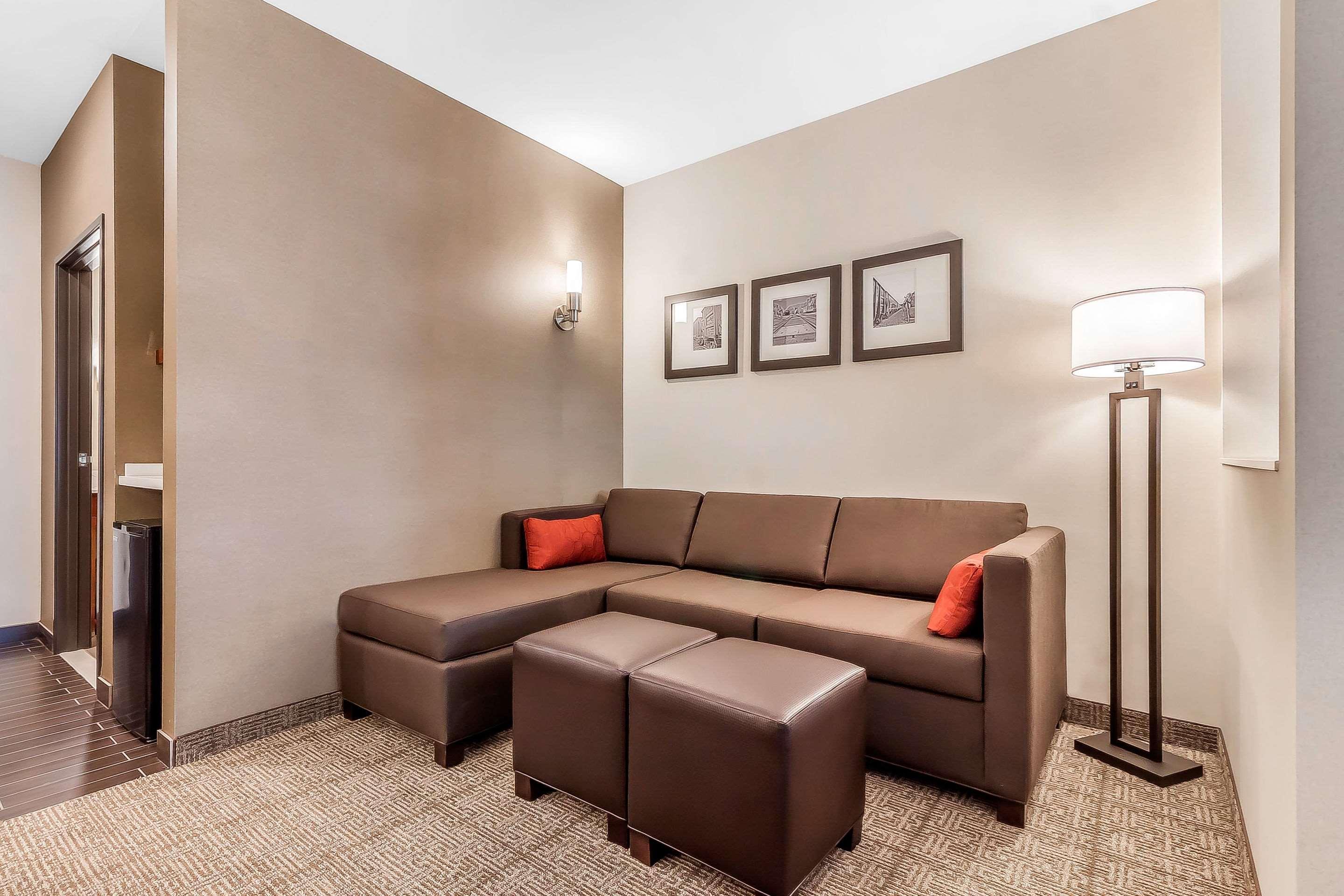 Comfort Suites La Vista Экстерьер фото