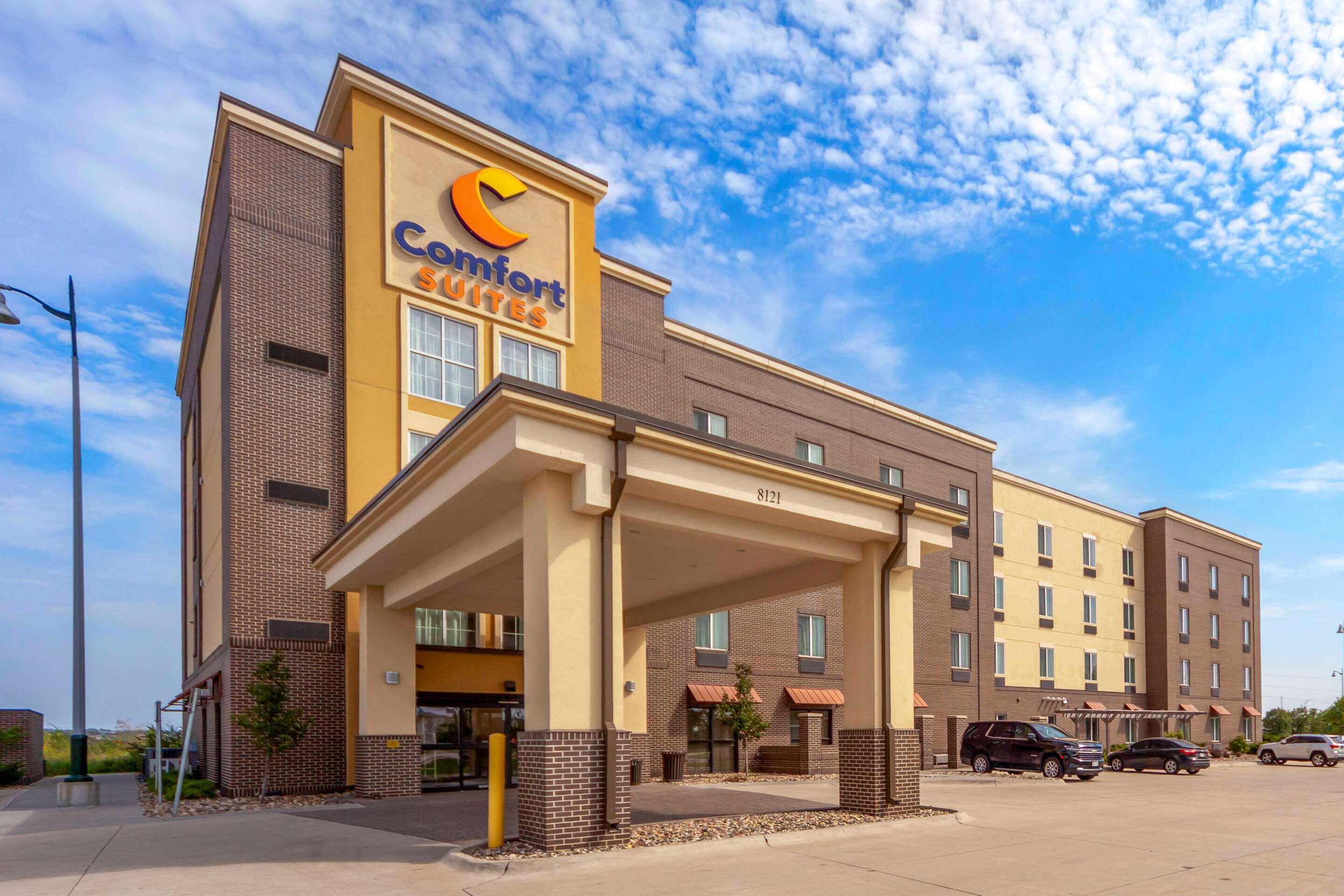 Comfort Suites La Vista Экстерьер фото
