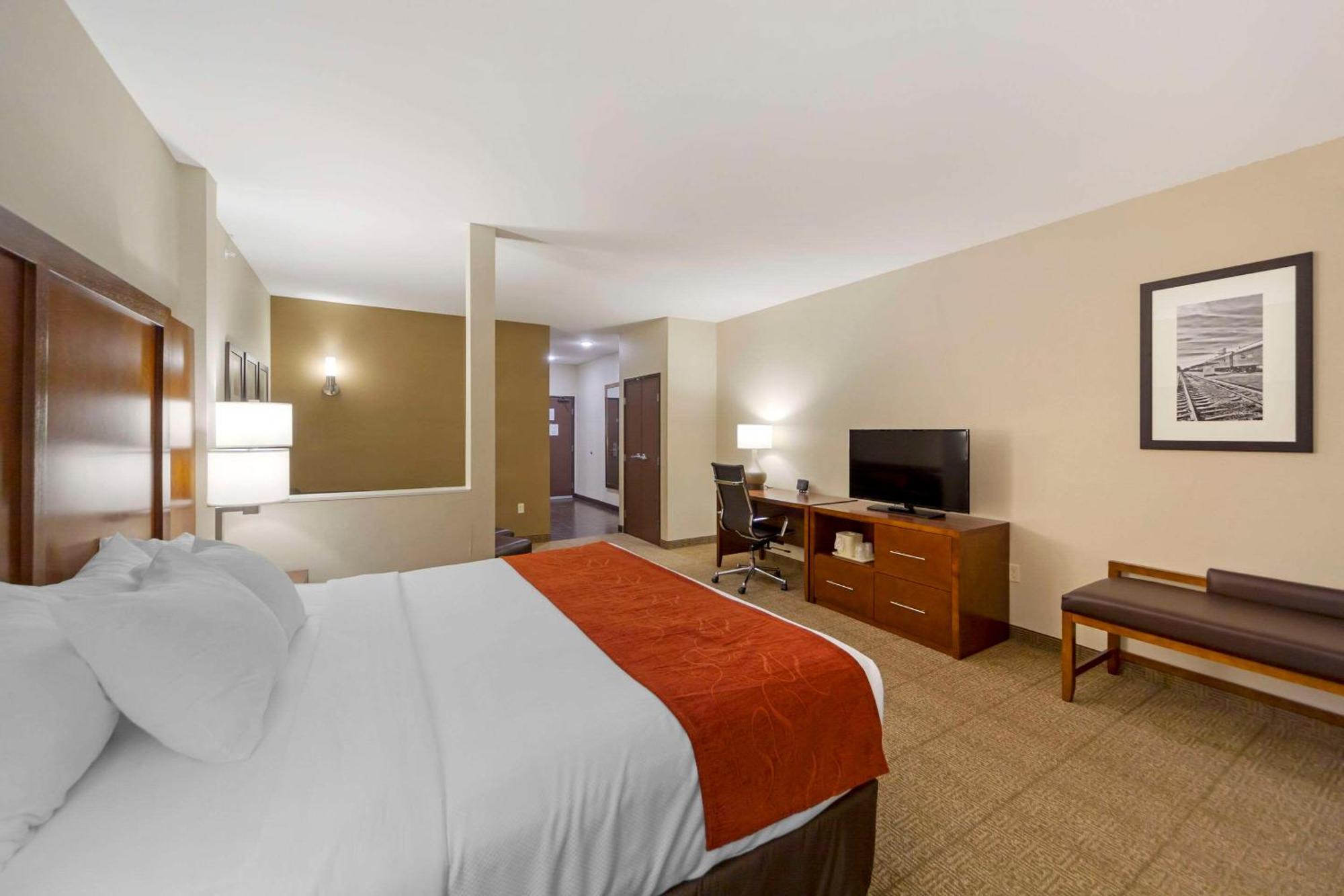 Comfort Suites La Vista Экстерьер фото